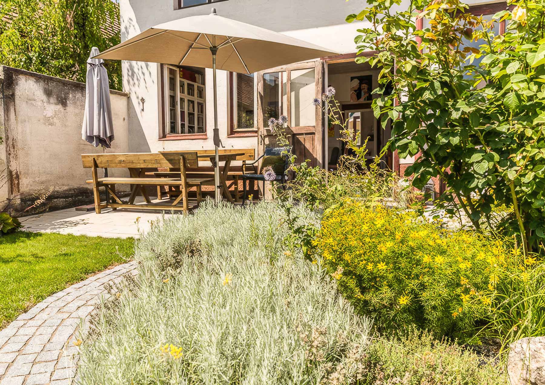 Gartenprojekt Burgenland: Privatgarten / Atrium